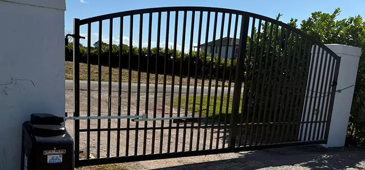 Driveway Fence Repair Brea
